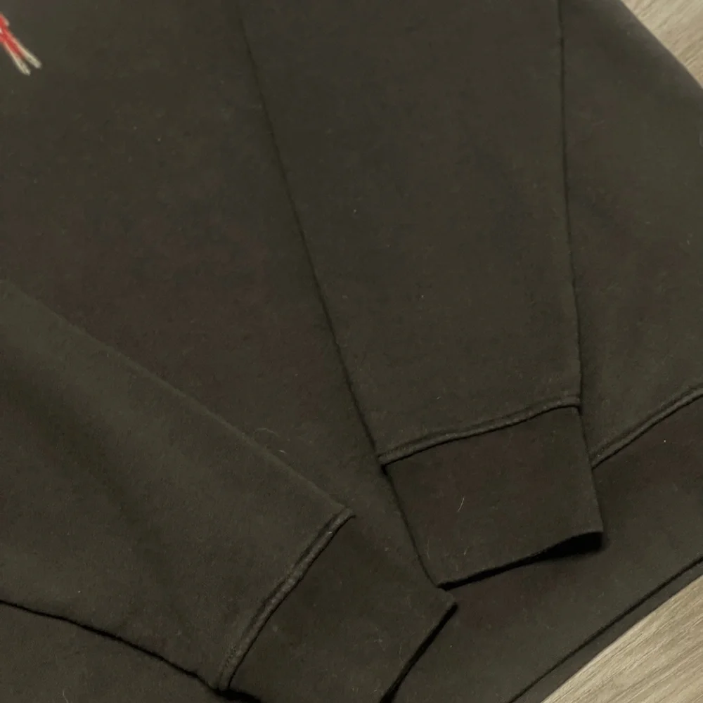 Marcelo Burlon Wings & Lightning Crew Neck | BRAND NEW | Size M - Picture 4 of 7